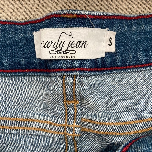 Women's Midrise Distressed Jean Shorts (Light Denim) - Picture 3 of 3